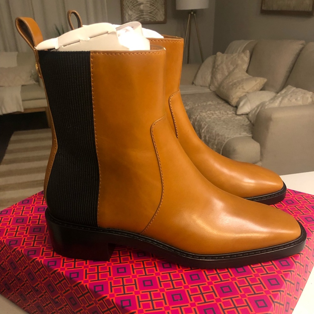 Tory Burch Chelsea Boot